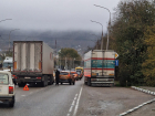 Аварии, пробки и нарушение ПДД: грузовики испытывают терпение новороссийцев 