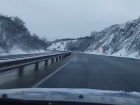 Настоящая зима: обстановка на выезде из Новороссийска