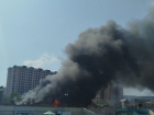 Черный дым видно из центра города: еще один пожар в Новороссийске 