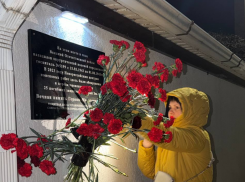 «Бескозырка» - родная всем россиянам: жители Мысхако почтили память героев-малоземельцев по-новому