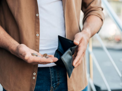 Зарплаты за год выросли на 7,7%: почувствовали ли это новороссийцы 