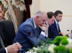 Глава Новороссийска рассказал, на какие обращения граждан отвечают, а на какие – нет