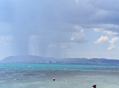 Гость «Дикого места» дико впечатлился дождем в Новороссийске 