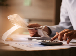 Сотрудница банка в Новороссийске полтора года крала деньги из кассы