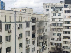 Прямо сейчас в Южном районе Новороссийска горит квартира 