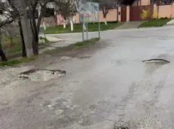 Дороги в Новороссийске передают «привет» ходовке машин