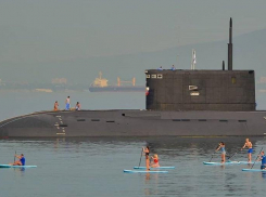 Геройская подлодка вызвала восторг новороссийцев еще до парада