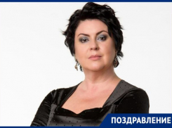 Юлия Косякова желает новороссийцам счастья и полёта фантазии в Новом году