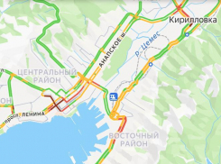 Пятничные пробки парализовали Новороссийск