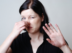 «Дышать невозможно»: новороссийцы ощущают едкий химический запах 