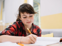 Родителям разрешили присутствовать при сдаче ЕГЭ 