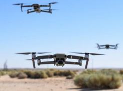 Ночь под звуки сирен: массированная атака БПЛА на Кубань и пожар на Ильском НПЗ