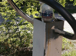 «Подвиги благоустройства»: жительницу Новороссийска возмутила покраска тренажеров 