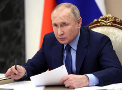 МРОТ, алименты и объездная: что хотят спросить у Путина жители Новороссийска 