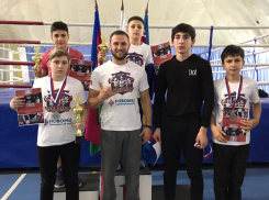 Полный комплект медалей: новороссийские спортсмены выступили на турнире по ММА