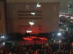 Стая белых журавлей: в Москве почтили память погибших в результате теракта в «Крокус Сити Холле»