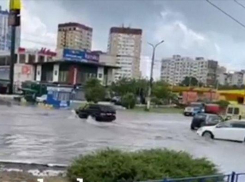 Внимание! В Новороссийске объявлено штормовое предупреждение