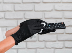 Новороссийца «бывшая» лишила телевизора, пробравшись через балкон