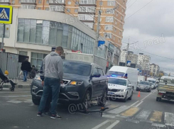 Самокатчика сбили на пешеходном переходе в Новороссийске 