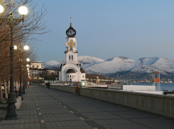 Крещенское омовение: где новороссийцы смогут окунуться в Чёрном море в православный праздник 