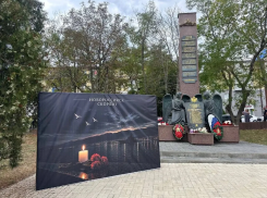 В Новороссийске появился стихийный мемориал в память о погибших