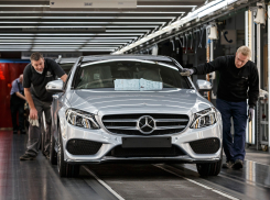Mercedes-Benz закрывает поставки автомобилей в Россию 