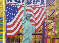 Новороссийцы шокированы «патриотичной» позицией детского центра