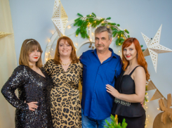 Претенденты на 100 тысяч: Александр и Виктория из Новороссийска отмечают коралловую свадьбу  