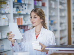 Этиловый спирт и гормональные: что ещё нельзя будет купить с 1 сентября в аптеках Новороссийска без рецепта 