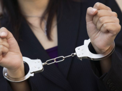 Сотрудница «НЭСК-Электросети» ответит перед законом за кражу денег новороссийцев 