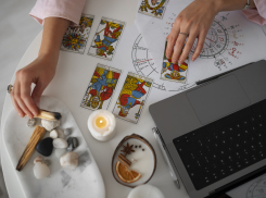 Теперь без натальных карт и предсказаний? В Новороссийске хотят запретить рекламу эзотерических услуг