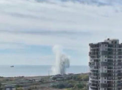 Слышали взрыв, тряслись дома: выяснилось, что произошло в Мысхако 