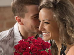 Сходить в кино - 3 000: одинокие дамы из Новороссийска могут арендовать парня на 14 февраля