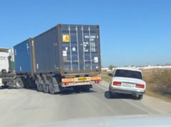 «Эти водятлы достали!»: что думают читатели «Блокнота» о большегрузах в Новороссийске