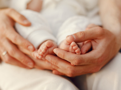 От 103 до 794 тысяч рублей: получили пособие по беременности и родам работающие мамы Краснодарского края