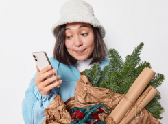 Новороссийцы заждались ликвидации свалки ёлок возле Пионерской рощи 