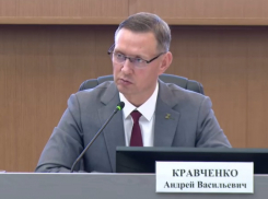 Глава Новороссийска отругал подчиненных за дороги и работу с жителями