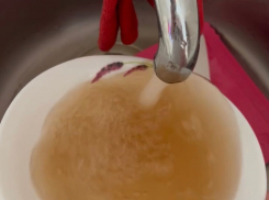 Из-под крана идет «фанта»: новороссиец о качестве воды 