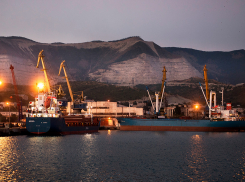 В порту Новороссийска были изъяты незаконно привезенные боеприпасы 