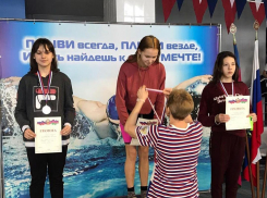 Пловцы из Новороссийска выделились на Первенстве края