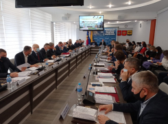 Только что депутаты выбрали нового главу администрации Новороссийска
