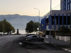 Будьте осторожны у моря! В Новороссийске подорвут катер