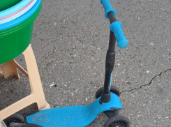 В Новороссийске ищут владельца детского самоката 