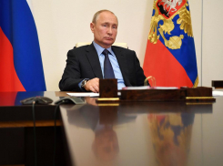 Третья вакцина от COVID-19 скоро будет зарегистрирована: Путин о важном