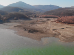 Плохие новости: забор воды из Неберджаевского водохранилища полностью остановлен