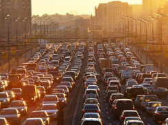 Полжизни в пробках на Шесхарисе проводят новороссийцы