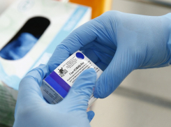 Тридцать кубанских врачей уже привились от коронавируса