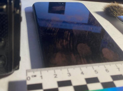 Приезжий в Новороссийск 2 дня пользовался потерянной картой местной жительницы