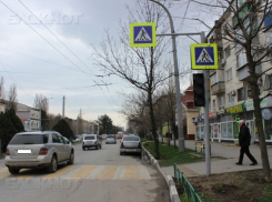 - Новый светофор в Новороссийске стоит значительно меньше! - Виктор Алеулов