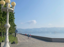 Погода в Новороссийске обещает быть беспощадно жаркой, но приятной